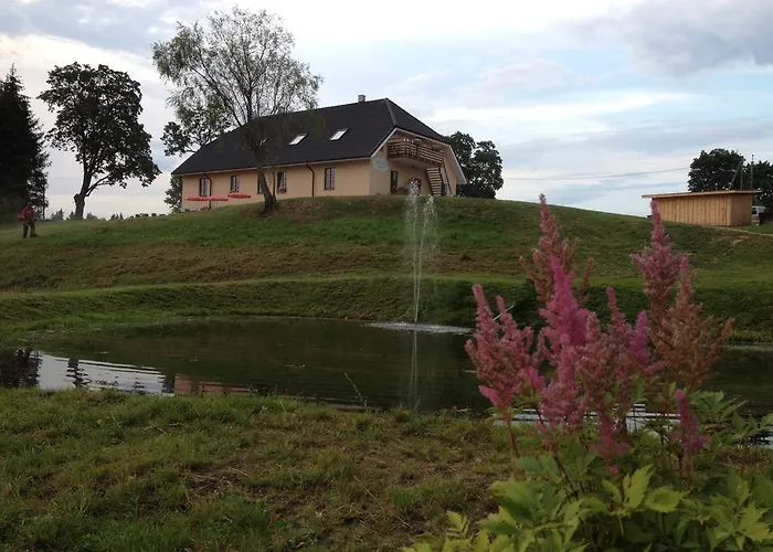 Poeoeni Guest house Misso